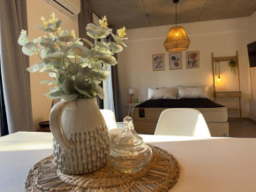 Modern Luxury - Industrial design & comfy all year
